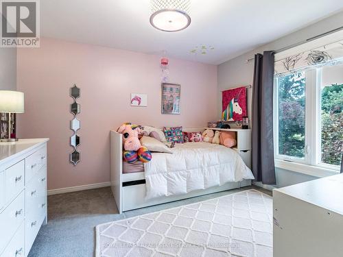 44 Parkend Avenue, Brampton, ON - Indoor Photo Showing Bedroom