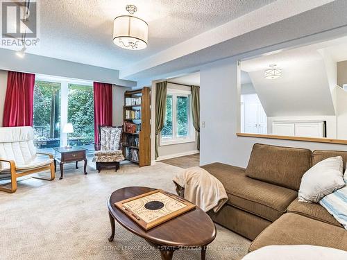 44 Parkend Avenue, Brampton, ON - Indoor Photo Showing Living Room