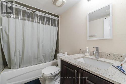 4 Mayfair Crescent, Brampton, ON - Indoor Photo Showing Bathroom