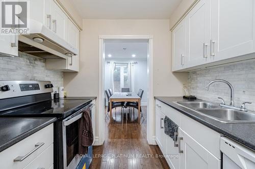 4 Mayfair Crescent, Brampton, ON - Indoor Photo Showing Kitchen With Double Sink