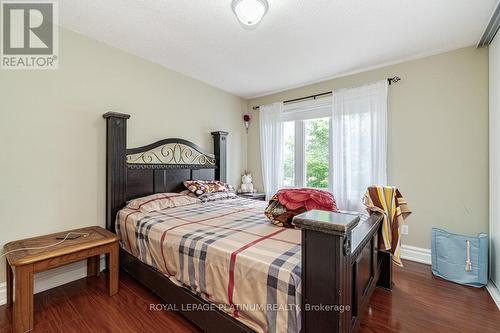 4 Mayfair Crescent, Brampton, ON - Indoor Photo Showing Bedroom