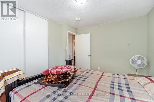 4 Mayfair Crescent, Brampton, ON - Indoor Photo Showing Bedroom