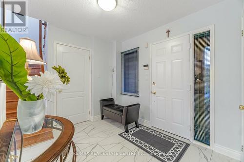 24 Acadian Heights, Brampton, ON - Indoor Photo Showing Other Room