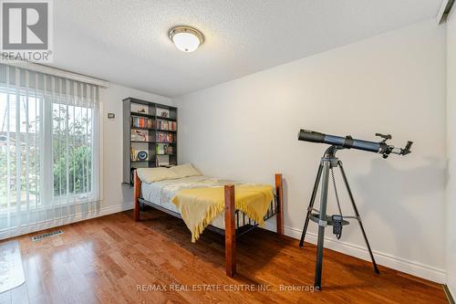 24 Acadian Heights, Brampton, ON - Indoor Photo Showing Bedroom