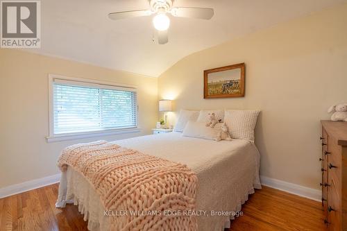 955 Cloverleaf Drive, Burlington, ON - Indoor Photo Showing Bedroom