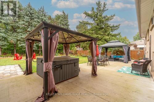 955 Cloverleaf Drive, Burlington, ON - Outdoor