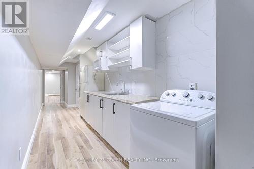 47 Stoneledge Circle, Brampton, ON - Indoor Photo Showing Laundry Room