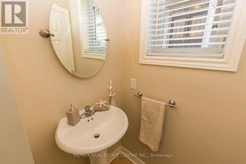 31 - 2295 Rochester Circle, Oakville, ON - Indoor Photo Showing Bathroom