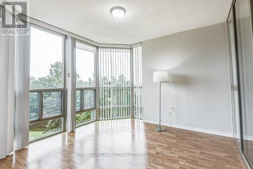 402 - 5070 Pinedale Avenue, Burlington, ON - Indoor Photo Showing Other Room