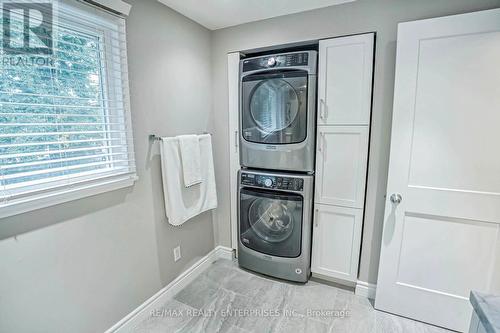 1825 Pattinson Crescent, Mississauga, ON - Indoor Photo Showing Laundry Room