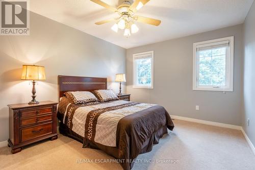 2049 Country Club Drive, Burlington, ON - Indoor Photo Showing Bedroom