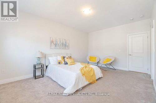 6 Del Grappa Street, Caledon, ON - Indoor Photo Showing Bedroom