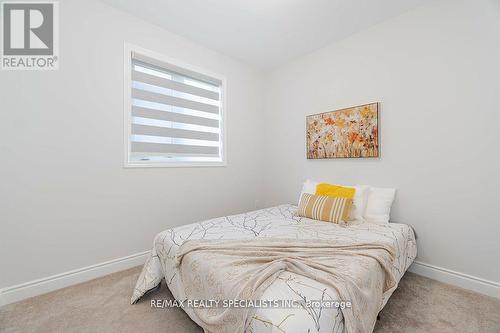 6 Del Grappa Street, Caledon, ON - Indoor Photo Showing Bedroom