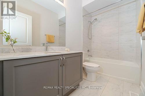 6 Del Grappa Street, Caledon, ON - Indoor Photo Showing Bathroom