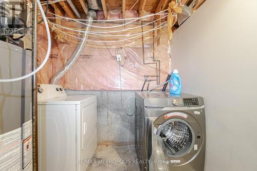 27 Prince Crescent, Brampton, ON - Indoor Photo Showing Laundry Room