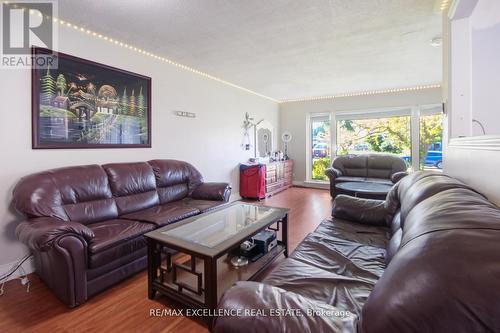 57 Danesbury Crescent, Brampton, ON - Indoor Photo Showing Living Room