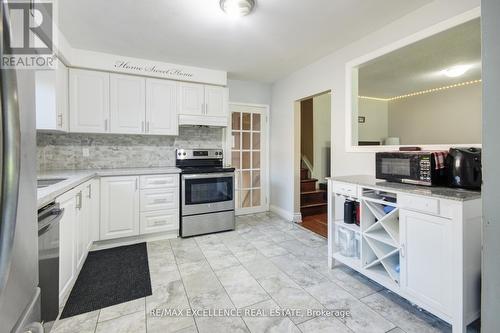 57 Danesbury Crescent, Brampton, ON - Indoor Photo Showing Kitchen With Stainless Steel Kitchen