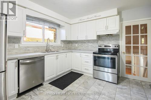 57 Danesbury Crescent, Brampton, ON - Indoor Photo Showing Kitchen With Stainless Steel Kitchen With Upgraded Kitchen