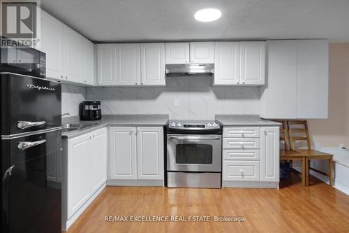 57 Danesbury Crescent, Brampton, ON - Indoor Photo Showing Kitchen