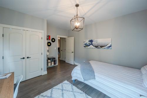 159 Christie Mountain Lane, Okanagan Falls, BC - Indoor Photo Showing Bedroom