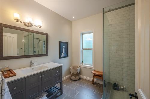 159 Christie Mountain Lane, Okanagan Falls, BC - Indoor Photo Showing Bathroom