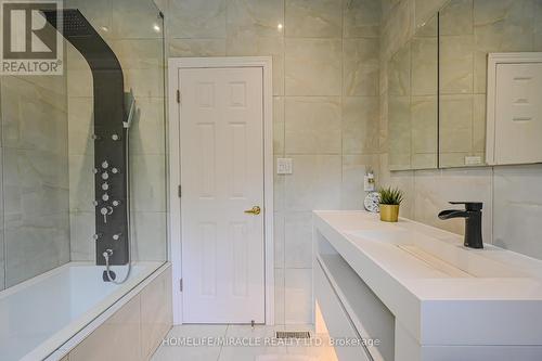 62 Gibson Lake Drive, Caledon, ON - Indoor Photo Showing Bathroom