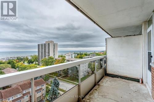 1006 - 2263 Marine Drive, Oakville, ON - Outdoor With View With Exterior