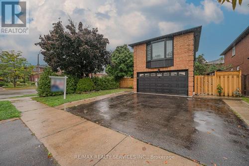 41 Cashel Street, Brampton, ON - Outdoor