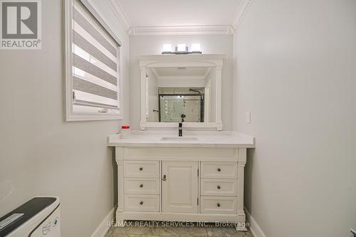 41 Cashel Street, Brampton, ON - Indoor Photo Showing Bathroom