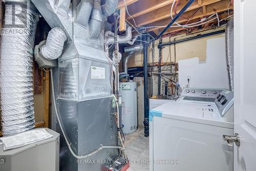 47 - 45 Hansen Road N, Brampton, ON - Indoor Photo Showing Laundry Room