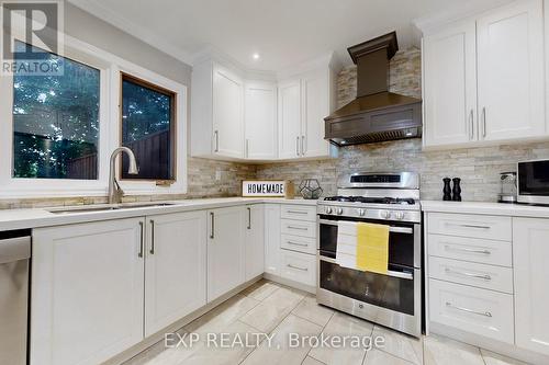 2444 Marisa Court, Mississauga, ON - Indoor Photo Showing Kitchen With Double Sink With Upgraded Kitchen