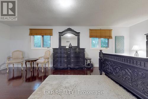 2444 Marisa Court, Mississauga, ON - Indoor Photo Showing Bedroom