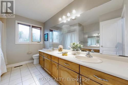 2444 Marisa Court, Mississauga, ON - Indoor Photo Showing Bathroom