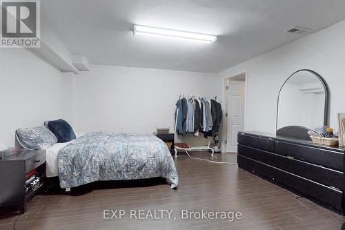 2444 Marisa Court, Mississauga, ON - Indoor Photo Showing Bedroom