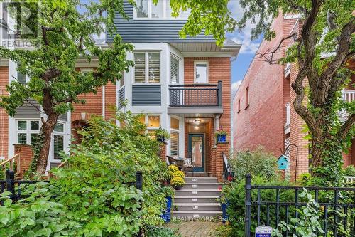 39 Chester Street, Oakville, ON - Outdoor With Facade