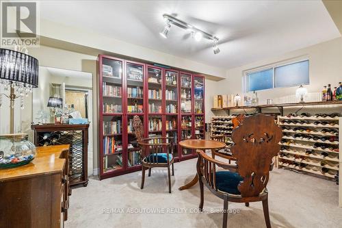 39 Chester Street, Oakville, ON - Indoor Photo Showing Other Room