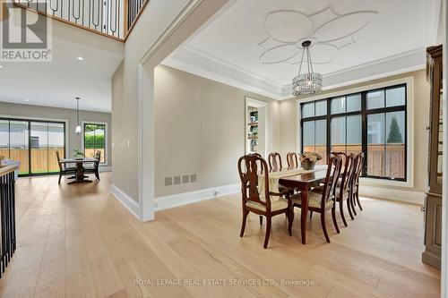 447 Tower Drive, Oakville, ON - Indoor Photo Showing Dining Room