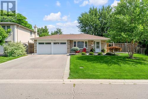 27 Parkview Place, Brampton, ON - Outdoor With Facade