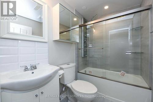 4 Simmons (Basement) Boulevard, Brampton, ON - Indoor Photo Showing Bathroom