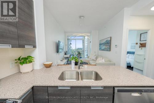 1801 - 5025 Four Springs Avenue, Mississauga, ON - Indoor Photo Showing Kitchen With Double Sink With Upgraded Kitchen