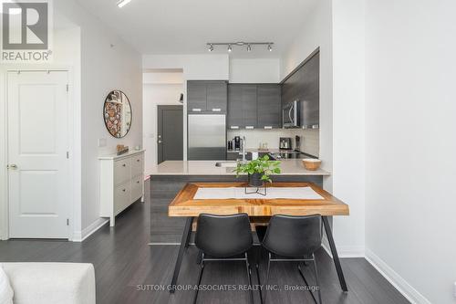 1801 - 5025 Four Springs Avenue, Mississauga, ON - Indoor Photo Showing Dining Room