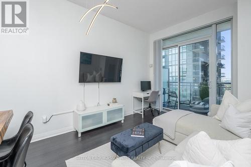 1801 - 5025 Four Springs Avenue, Mississauga, ON - Indoor Photo Showing Living Room