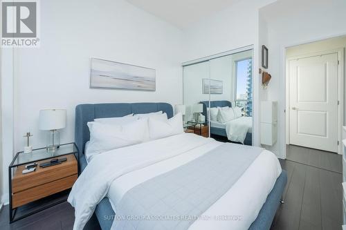 1801 - 5025 Four Springs Avenue, Mississauga, ON - Indoor Photo Showing Bedroom