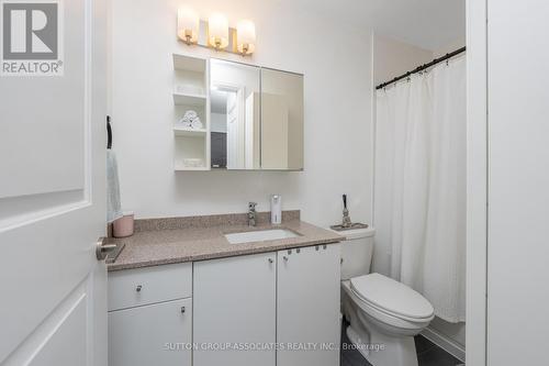 1801 - 5025 Four Springs Avenue, Mississauga, ON - Indoor Photo Showing Bathroom