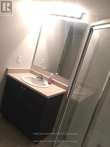 46 Honeyview Trail, Brampton, ON - Indoor Photo Showing Bathroom