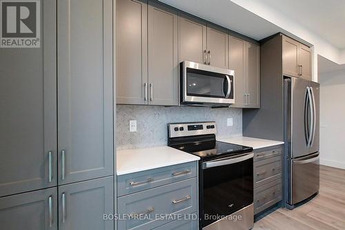 209 - 4 Kimberly Lane, Collingwood, ON - Indoor Photo Showing Kitchen