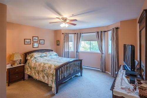 305-1445 Halifax Street, Penticton, BC - Indoor Photo Showing Bedroom