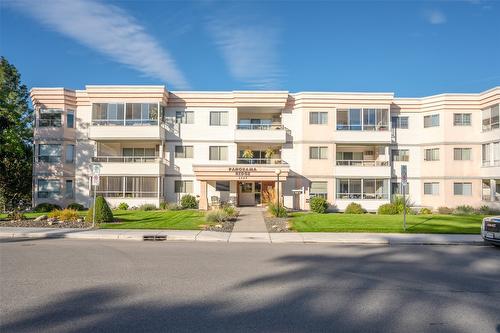 305-1445 Halifax Street, Penticton, BC - Outdoor With Facade