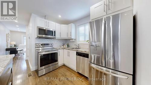 71 Glenburn Avenue, Toronto, ON - Indoor Photo Showing Kitchen With Upgraded Kitchen