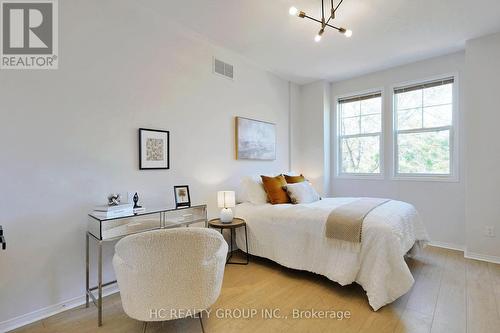 83 Mugford Road, Aurora, ON - Indoor Photo Showing Bedroom